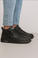 gid://shopify/MediaImage/26581437579334